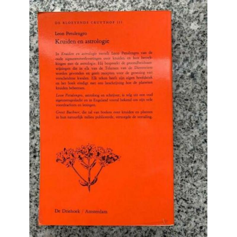 Kruiden en astrologie (Leon Petulengro)