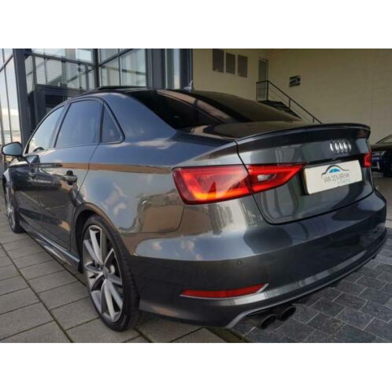 Audi S3 Limousine 2.0 quattro Black Edition Audi garantie