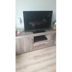Tv-meubel hoogte 60 lengte 1.90 diepte 45
