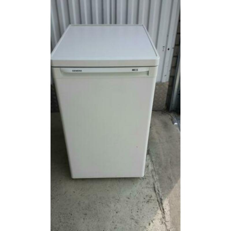 Tafelmodel vriezer van het top merk Siemens 3 laden met gara