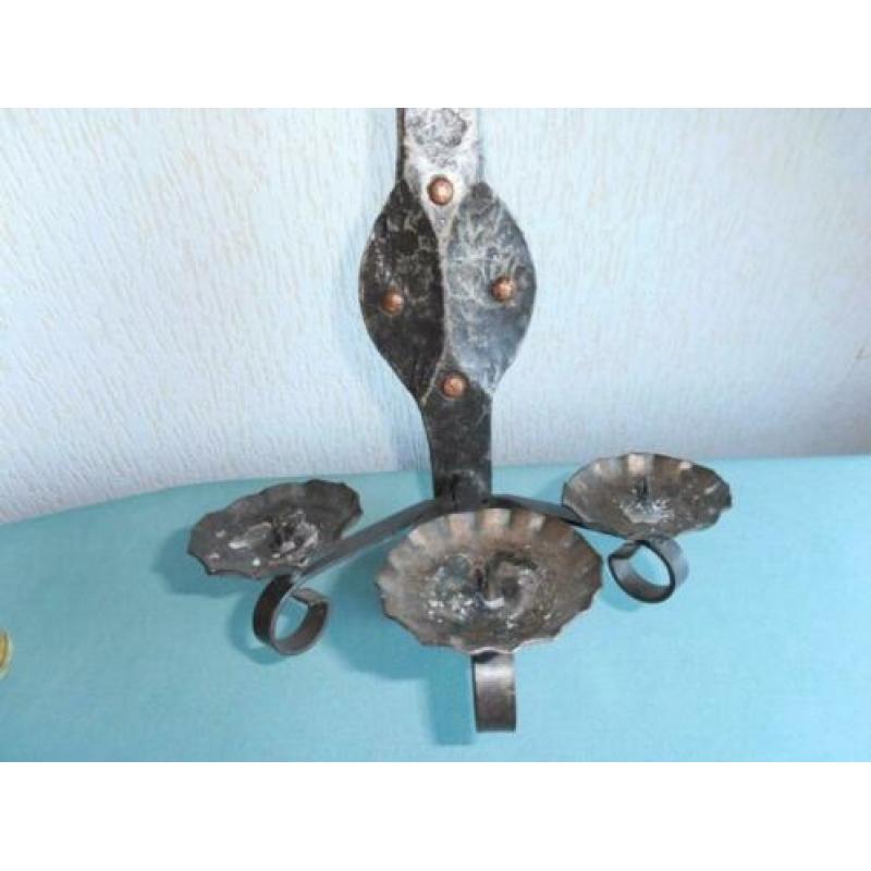 metalen wandkandelaar