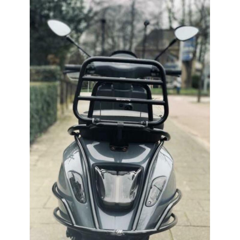 Vespa Sprint full option