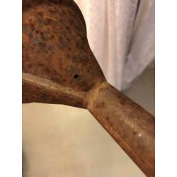 Brocante oude Franse ijzeren gieter