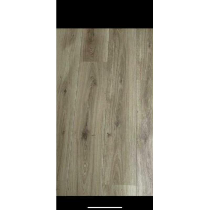 Te koop aangeboden 45m2 laminaat