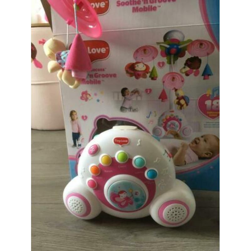 Tiny love boxmobiel Tiny princess roze