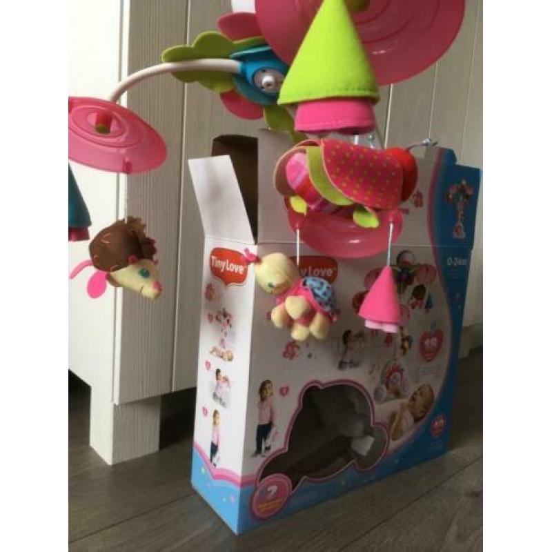 Tiny love boxmobiel Tiny princess roze