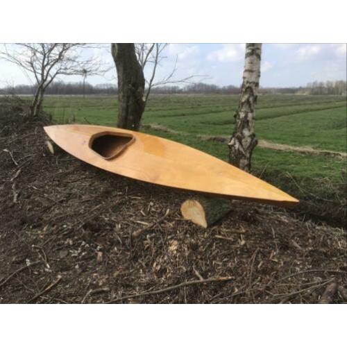 Unieke houten kano voor de natuurliefhebber, geen plastic