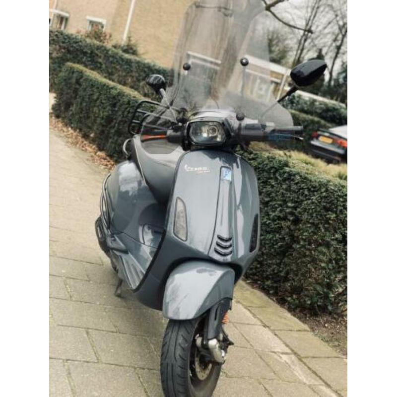 Vespa Sprint full option