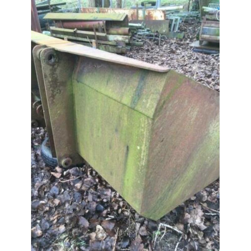 tractor of shovel bak zware uitvoering breed 220 cm diep 100