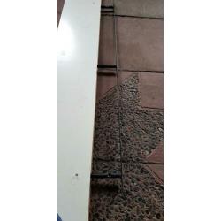 Zwevende plank van Ikea