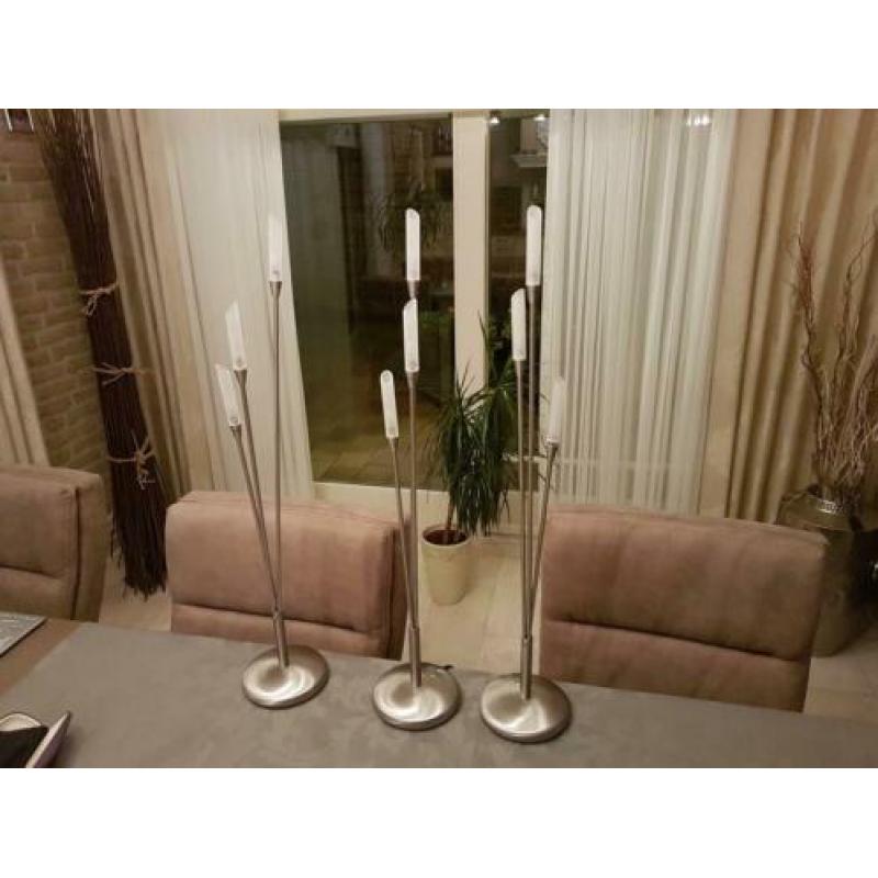 Moderne stalen lampen