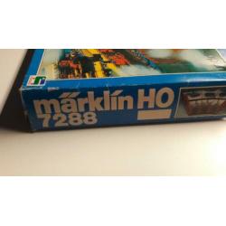 Div lege doosjes van märklin