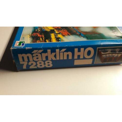 Div lege doosjes van märklin