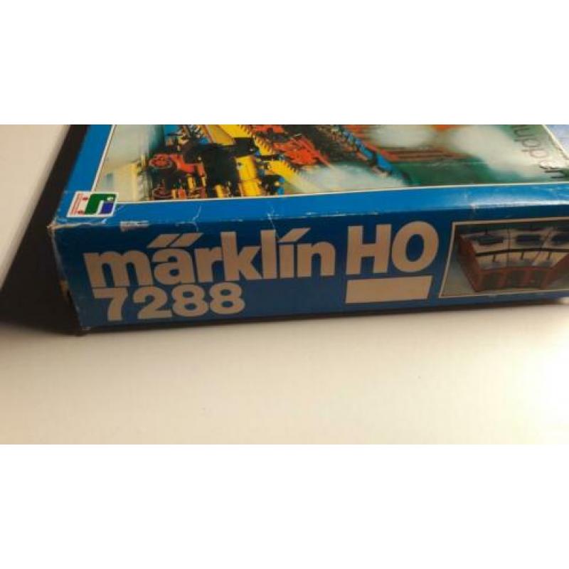 Div lege doosjes van märklin