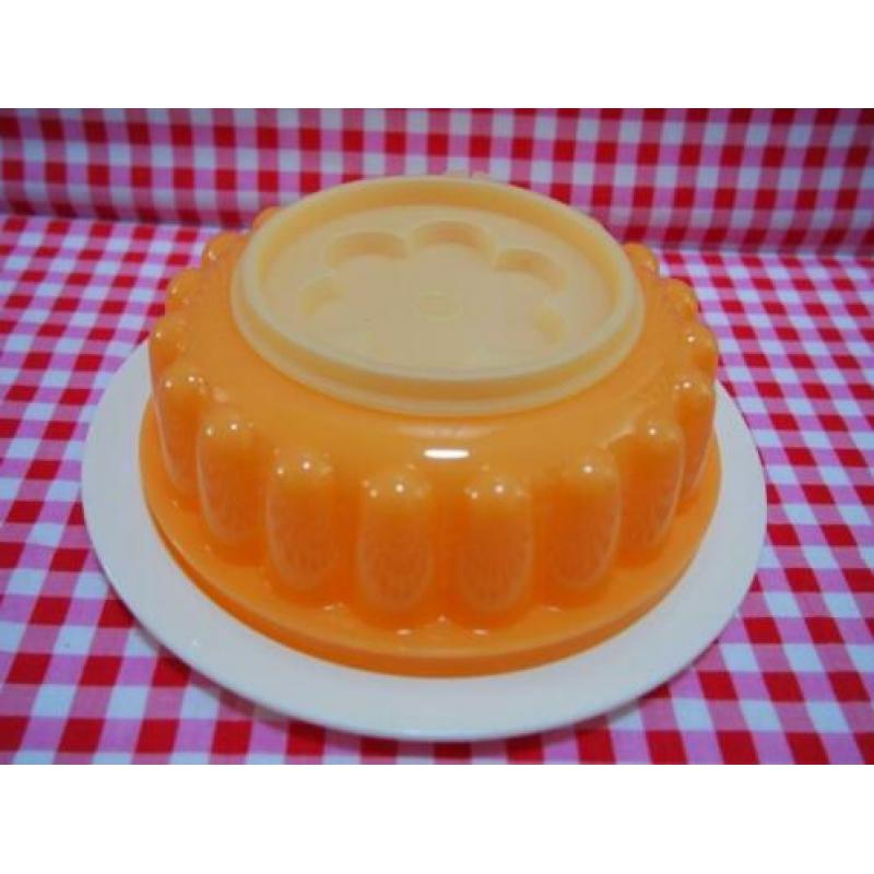 012 Puddingvorm, Festival; en meer Tupperware advertenties