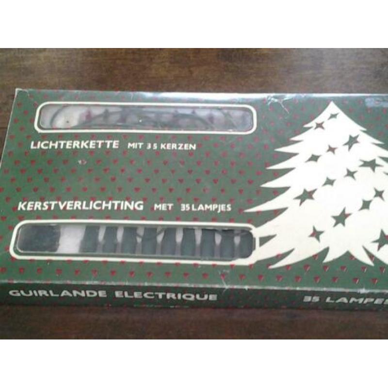 oude gekleurde kerst verlichting.