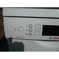 Bosch Supersilence 45 CM Vrijstaand Nieuw model 3 jaar ZGAN