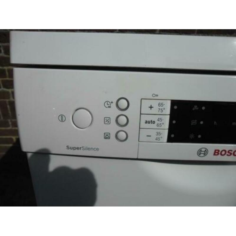 Bosch Supersilence 45 CM Vrijstaand Nieuw model 3 jaar ZGAN