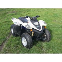 Quad met kenteken.