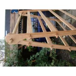 Mooie houten droogrekken/linnenrekken
