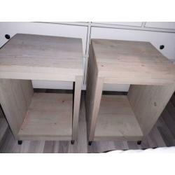 2 nachtkastjes van steigerhout
