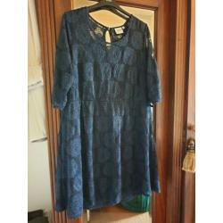 Blauwe kanten jurk junarose maat 50 52