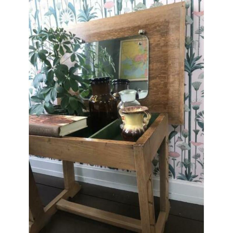 Retro/brocante naaitafeltje met klep en spiegel