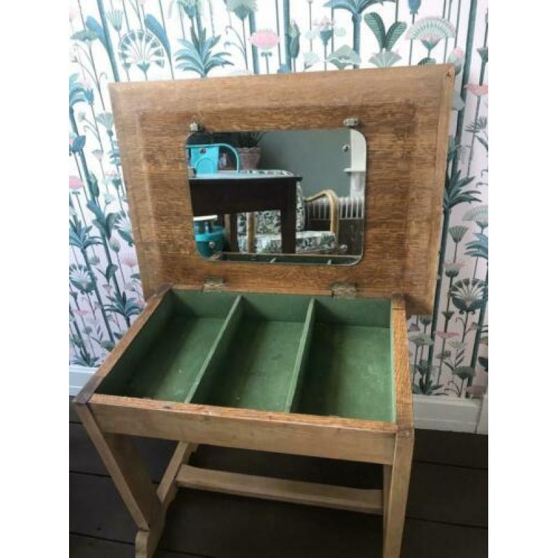 Retro/brocante naaitafeltje met klep en spiegel