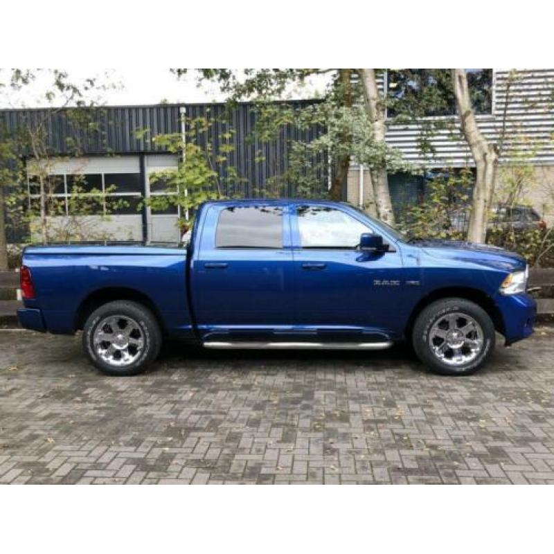 Dodge Ram 1500 4X4 Sport edition 5.7 V8 HEMI LPG G3