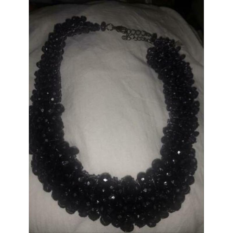 Ketting, kolye, zara, h&m, riverisland etc