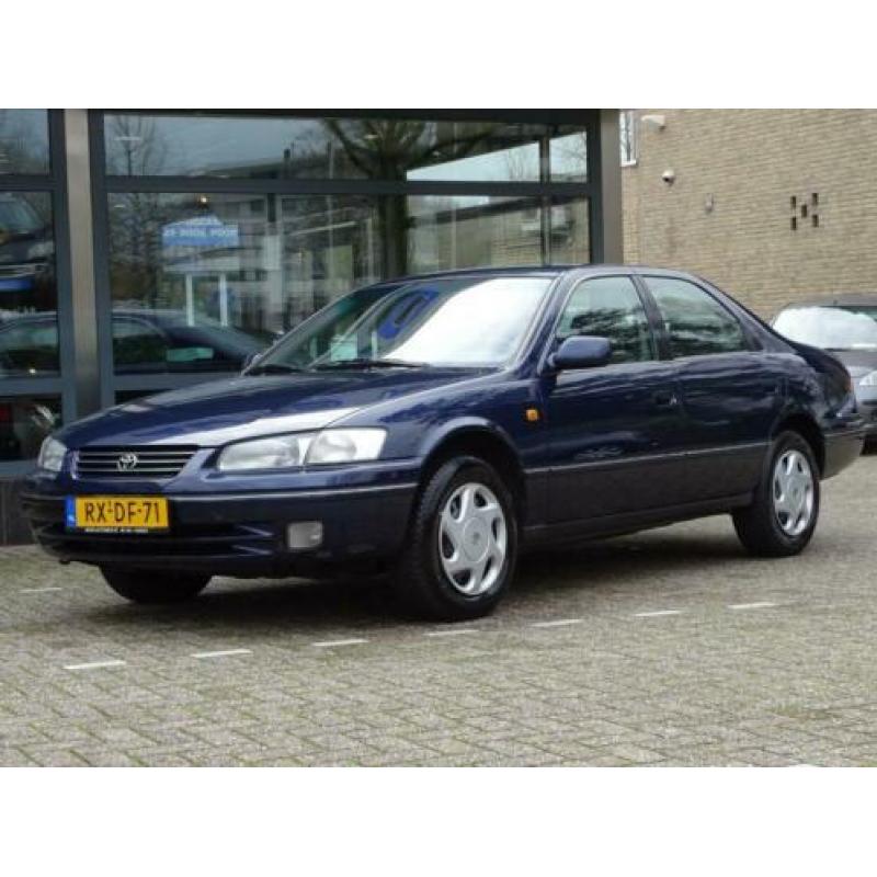 Toyota CAMRY 2.2I GL Airco Zeer goede staat! 1e Eigenaar