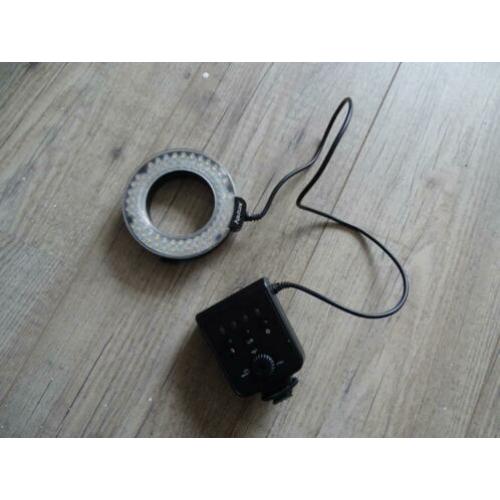Aputure Amaran HC100 Halo Ringflitser voor Canon.
