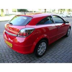 Opel Astra GTC 1.4 Business
