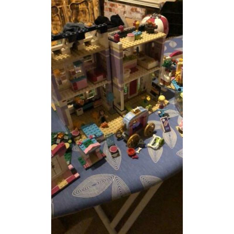 Lego friends