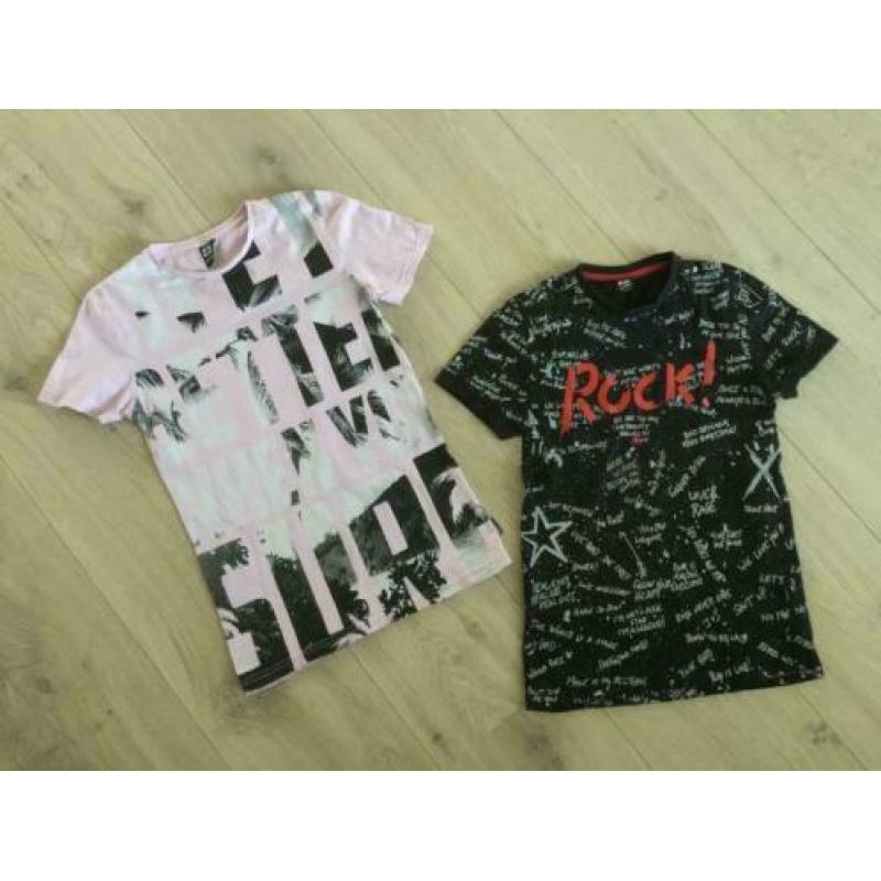 Twee t-shirts, beide Coolcat maat 146/152