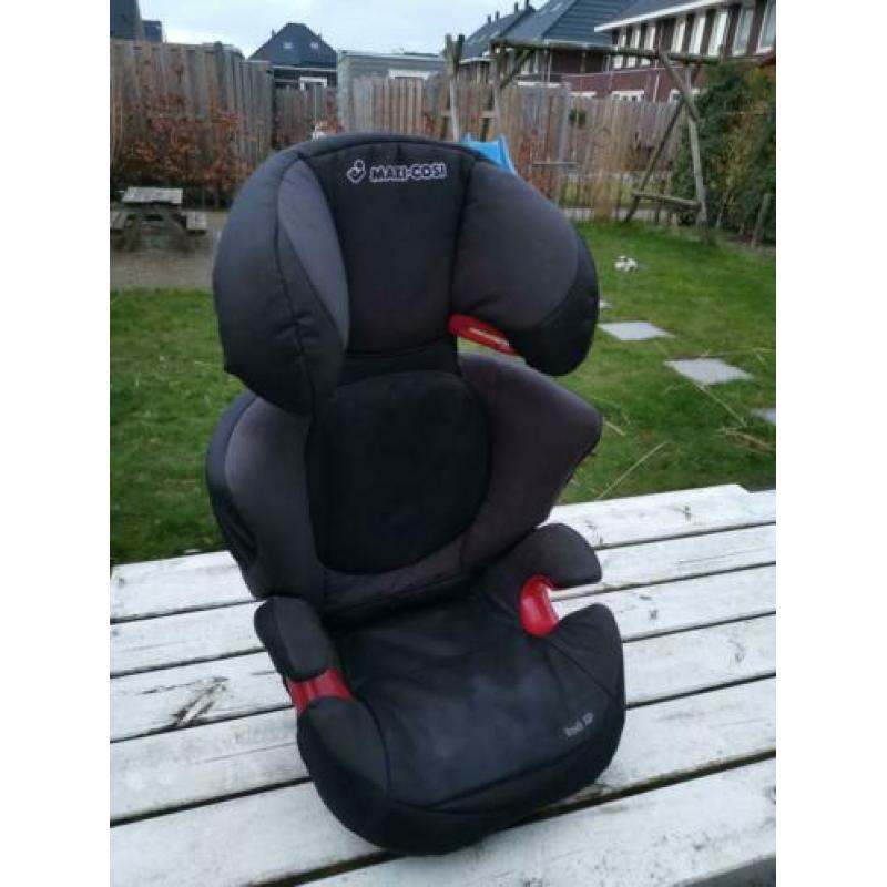 Maxi Cosi XP 2 Autostoel (2x)