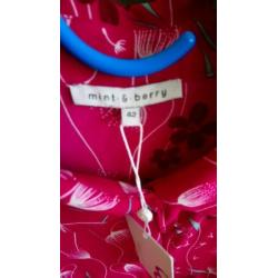 Nieuw met kaartje blouse van mint & berry maat 42