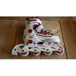 Mooie meisjes skates, skeelers Tempisch maat 29-32