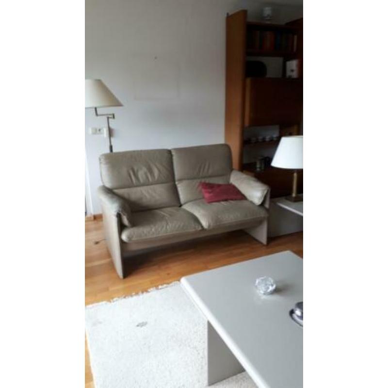 Te koop Leolux bankstel compleet met tafels