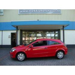 Opel Astra GTC 1.4 Business