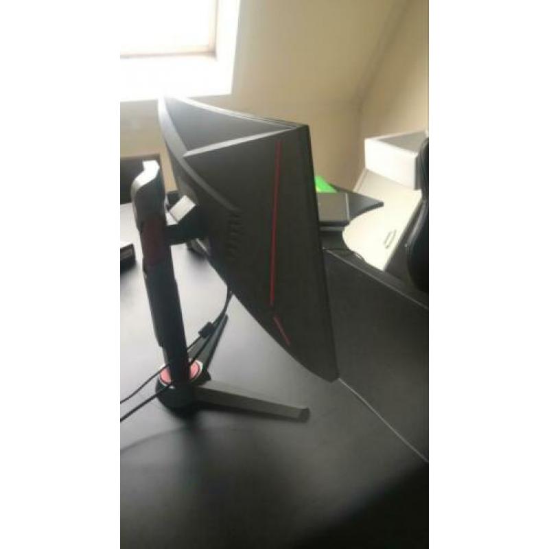 Msi Optix Mag24c game monitor