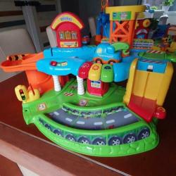 Vtech toet toet autogarage