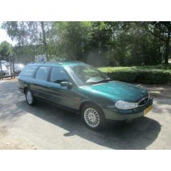 Ford Mondeo Wagon 1.8-16V Ghia Platinum NIEUW APK (bj 2000)