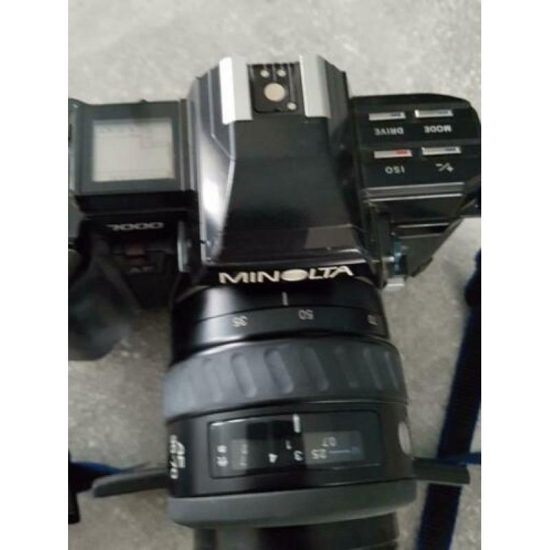 Minolta 7000 AF 35mm SLR AF camera