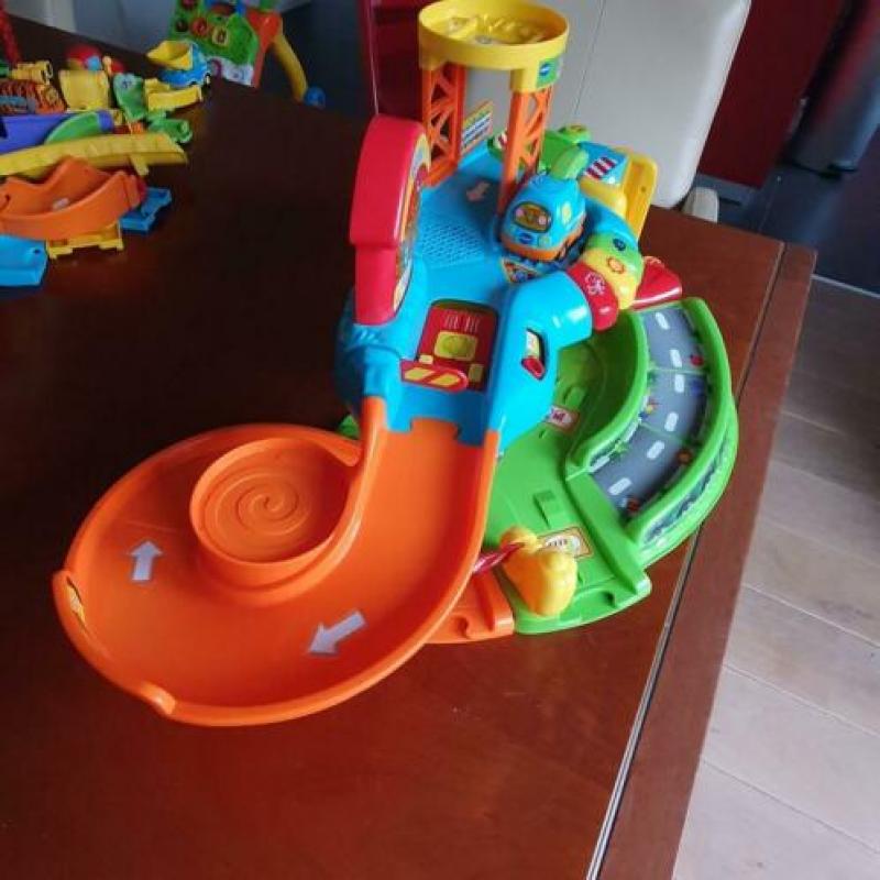 Vtech toet toet autogarage