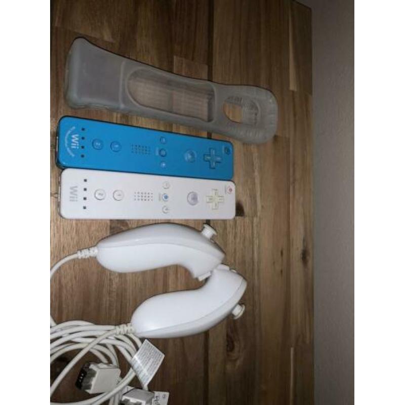 Nintendo Wii + 3 games