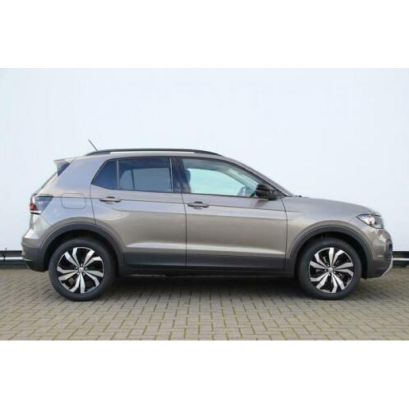 Volkswagen T-Cross 1.0 TSI 115PK DSG Life | Navigatie | Park