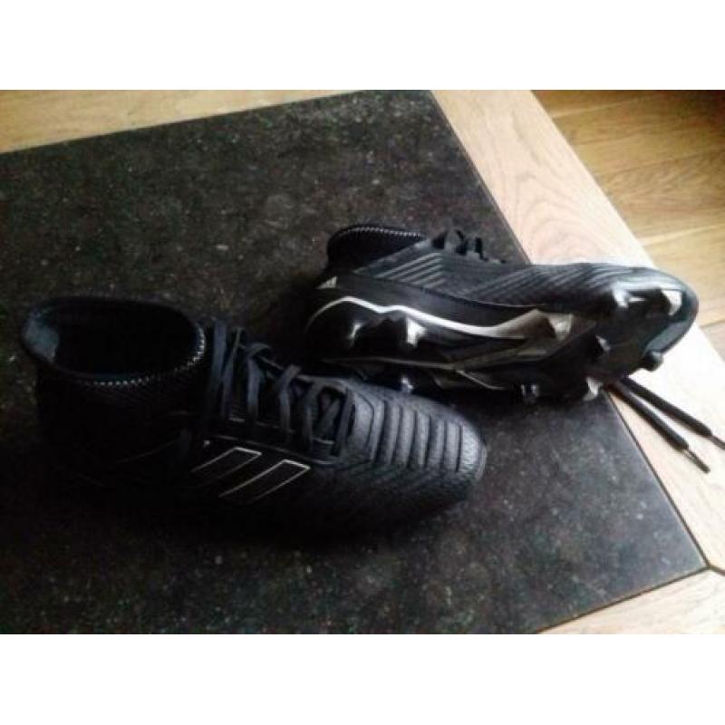 voetbalschoenen adidas Predator 18.3 maat 40 2/3