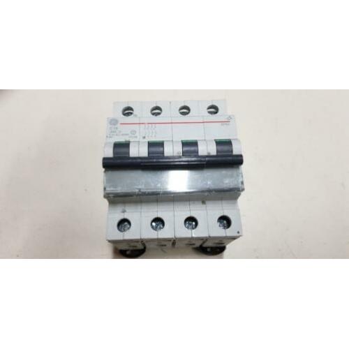 General Electric Krachtstroom automaat Groepenkast C16 (2x)