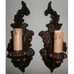 2 Houten wandlampjes.